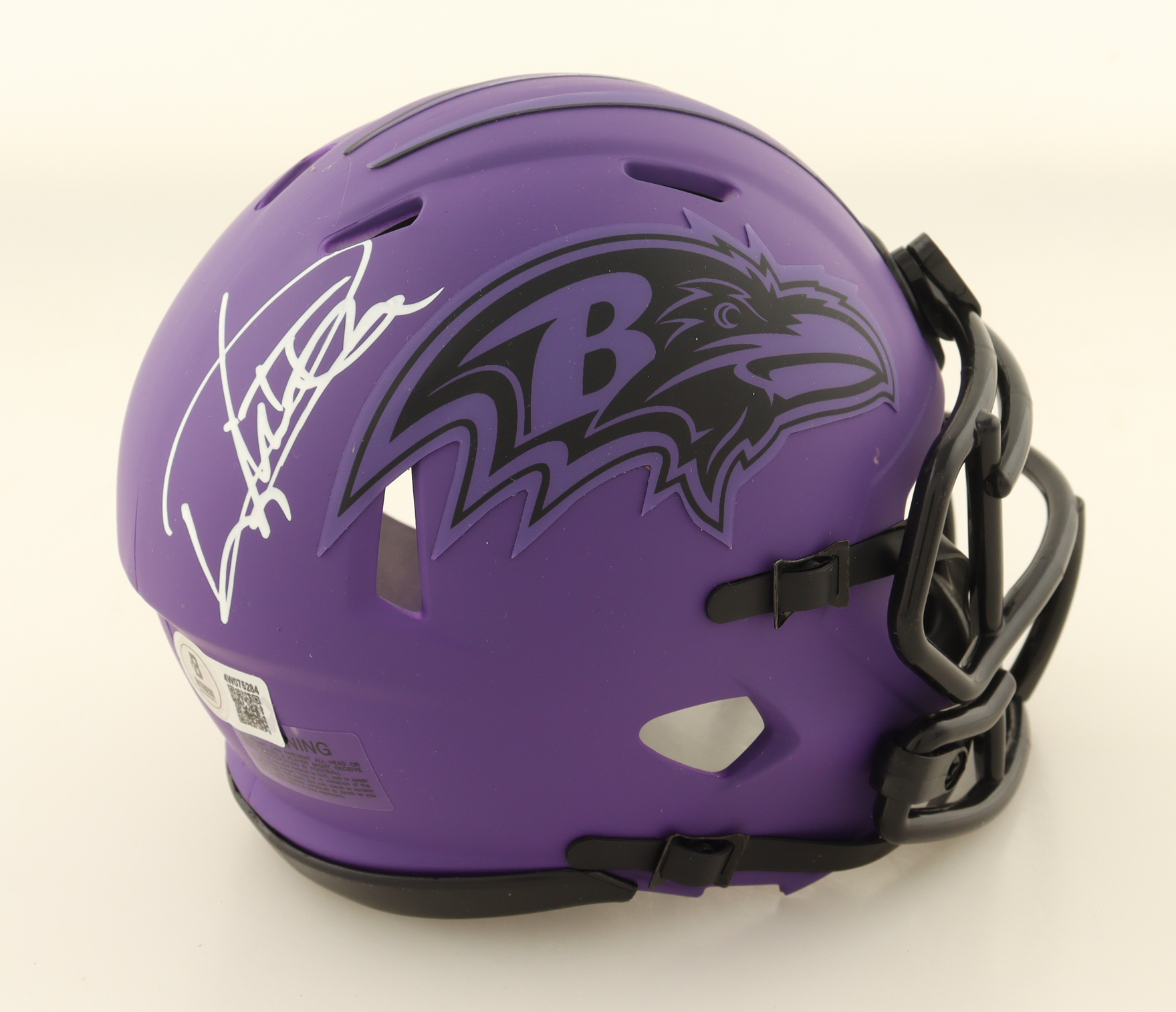 Derrick Henry Signed Ravens Rave Alternate Speed Mini Helmet (Beckett) at PristineAuction.com Derrick Henry Signed Ravens Rave Alternate Speed Mini Helmet (Beckett) at PristineAuction.com