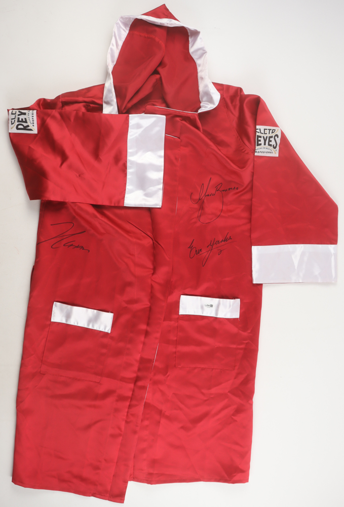 Julio Cesar Chavez, Marco Barrera & Erik Morales Signed Cleto Reyes Boxing Robe (JSA) at PristineAuction.com Julio Cesar Chavez, Marco Barrera & Erik Morales Signed Cleto Reyes Boxing Robe (JSA) at PristineAuction.com