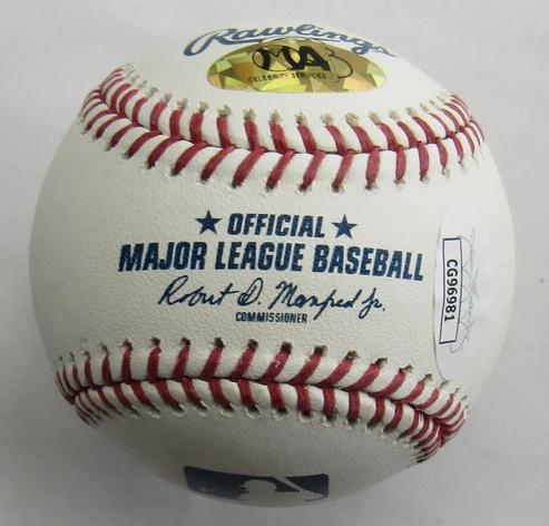 David Wells Signed OML Baseball Inscribed "P.G. 5-17-98" (JSA) at PristineAuction.com David Wells Signed OML Baseball Inscribed "P.G. 5-17-98" (JSA) at PristineAuction.com