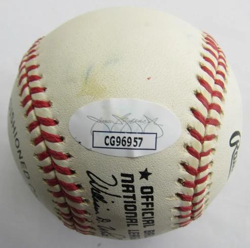 Barry Bonds Signed ONL Baseball (JSA) at PristineAuction.com Barry Bonds Signed ONL Baseball (JSA) at PristineAuction.com