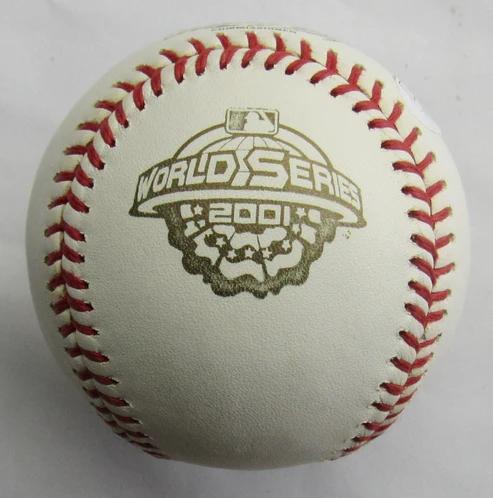 Robin Ventura Signed 2001 World Series Baseball (JSA) at PristineAuction.com Robin Ventura Signed 2001 World Series Baseball (JSA) at PristineAuction.com
