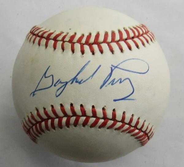 Gaylord Perry Signed OAL Baseball (JSA) at PristineAuction.com Gaylord Perry Signed OAL Baseball (JSA) at PristineAuction.com