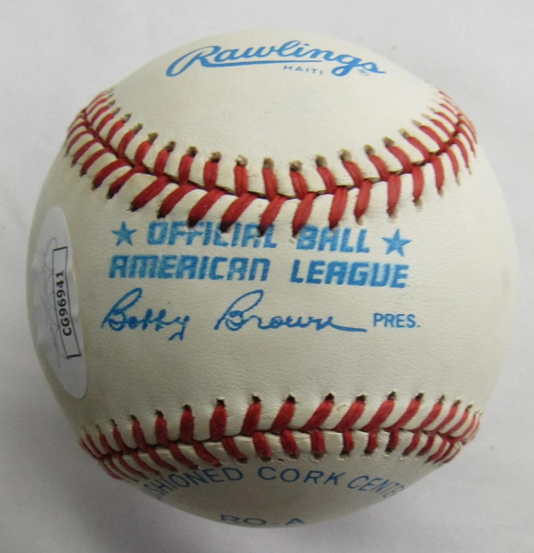 Gaylord Perry Signed OAL Baseball (JSA) at PristineAuction.com Gaylord Perry Signed OAL Baseball (JSA) at PristineAuction.com