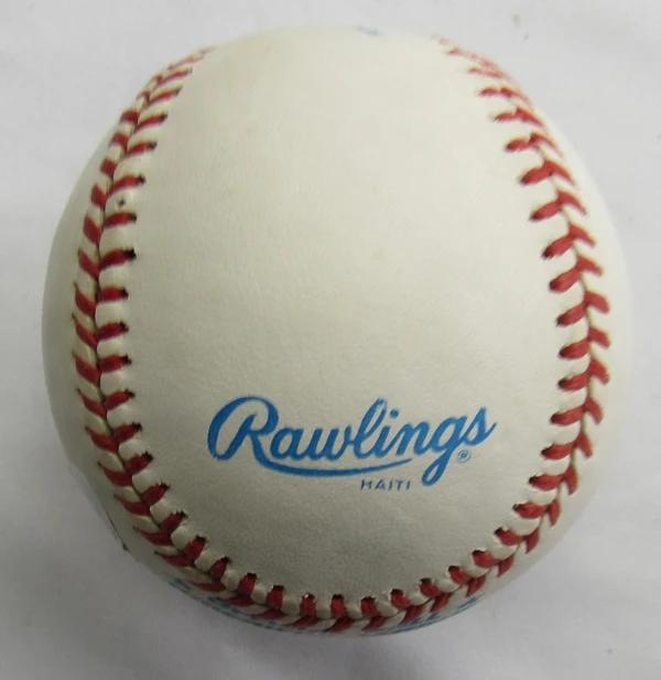 Gaylord Perry Signed OAL Baseball (JSA) at PristineAuction.com Gaylord Perry Signed OAL Baseball (JSA) at PristineAuction.com