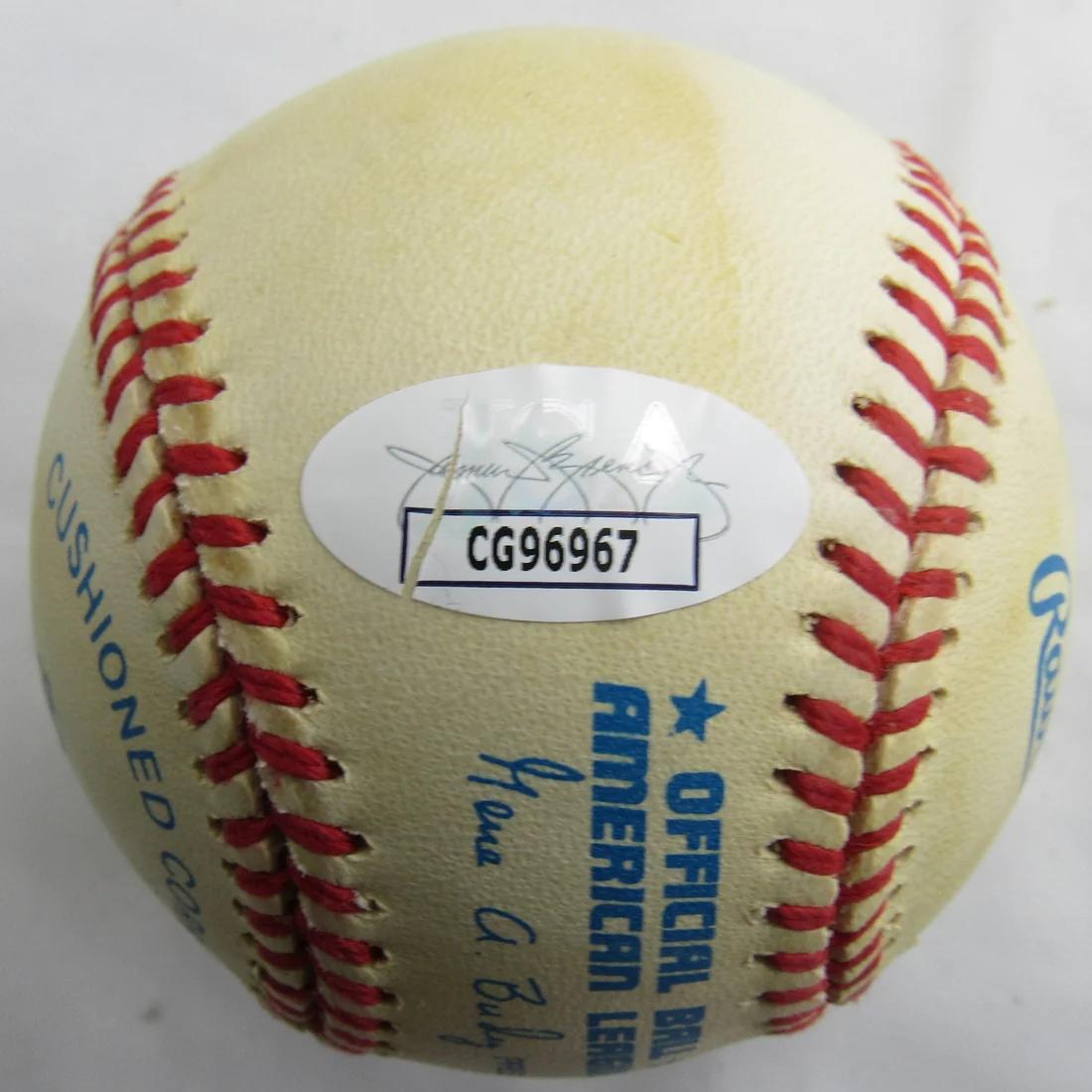 Brooks Robinson Signed OAL Baseball (JSA) at PristineAuction.com Brooks Robinson Signed OAL Baseball (JSA) at PristineAuction.com