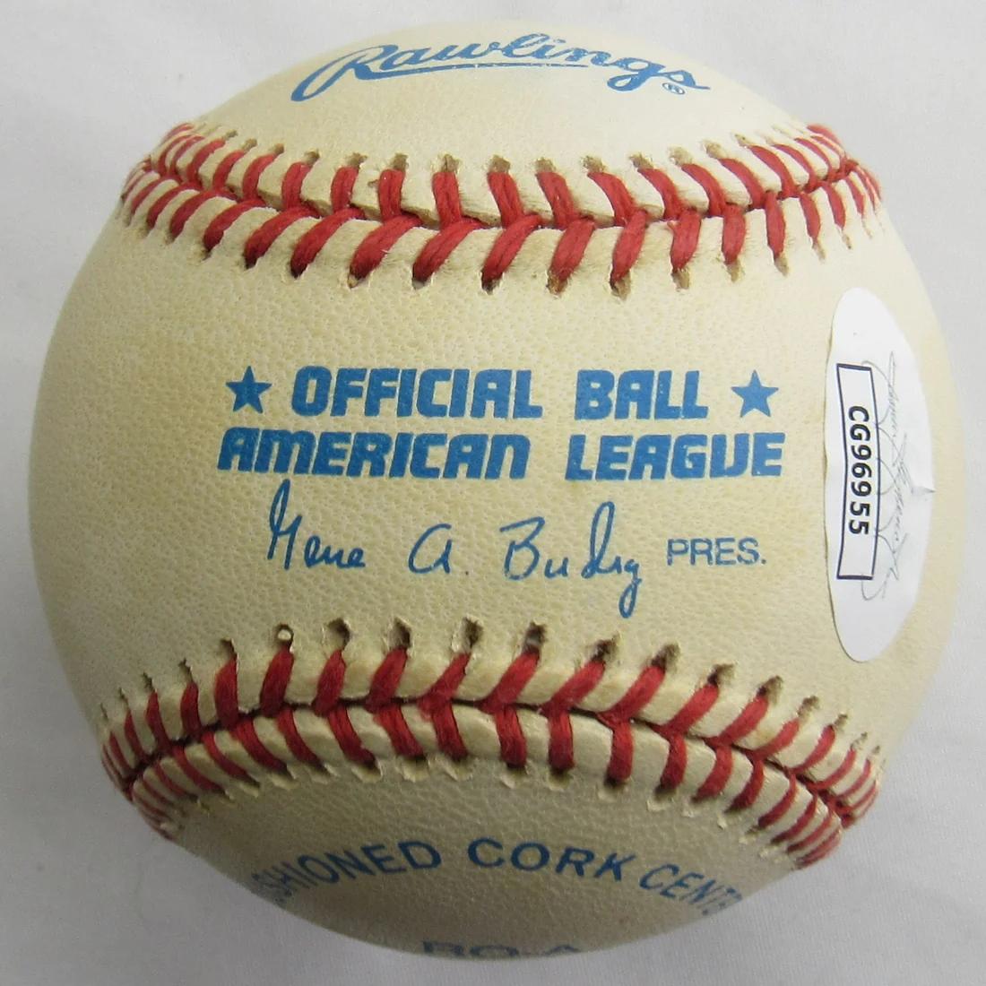 Whitey Ford Signed OAL Baseball (JSA) at PristineAuction.com Whitey Ford Signed OAL Baseball (JSA) at PristineAuction.com