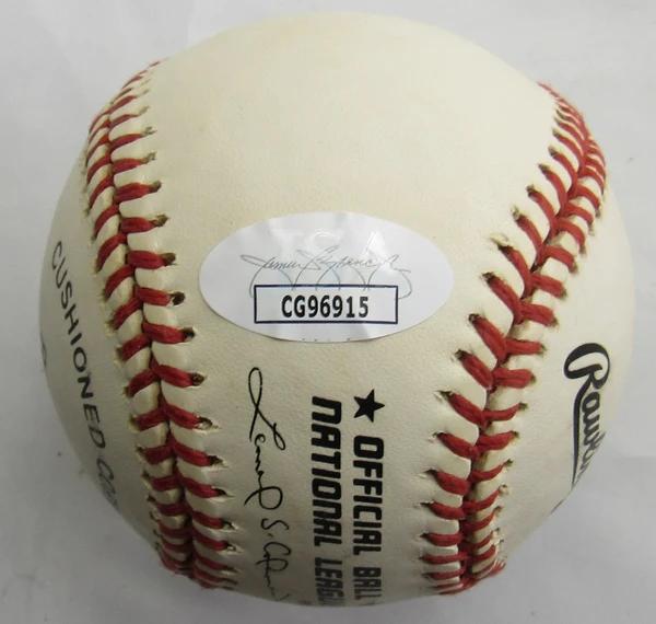 Tommy Lasorda Signed ONL Baseball (JSA) at PristineAuction.com Tommy Lasorda Signed ONL Baseball (JSA) at PristineAuction.com