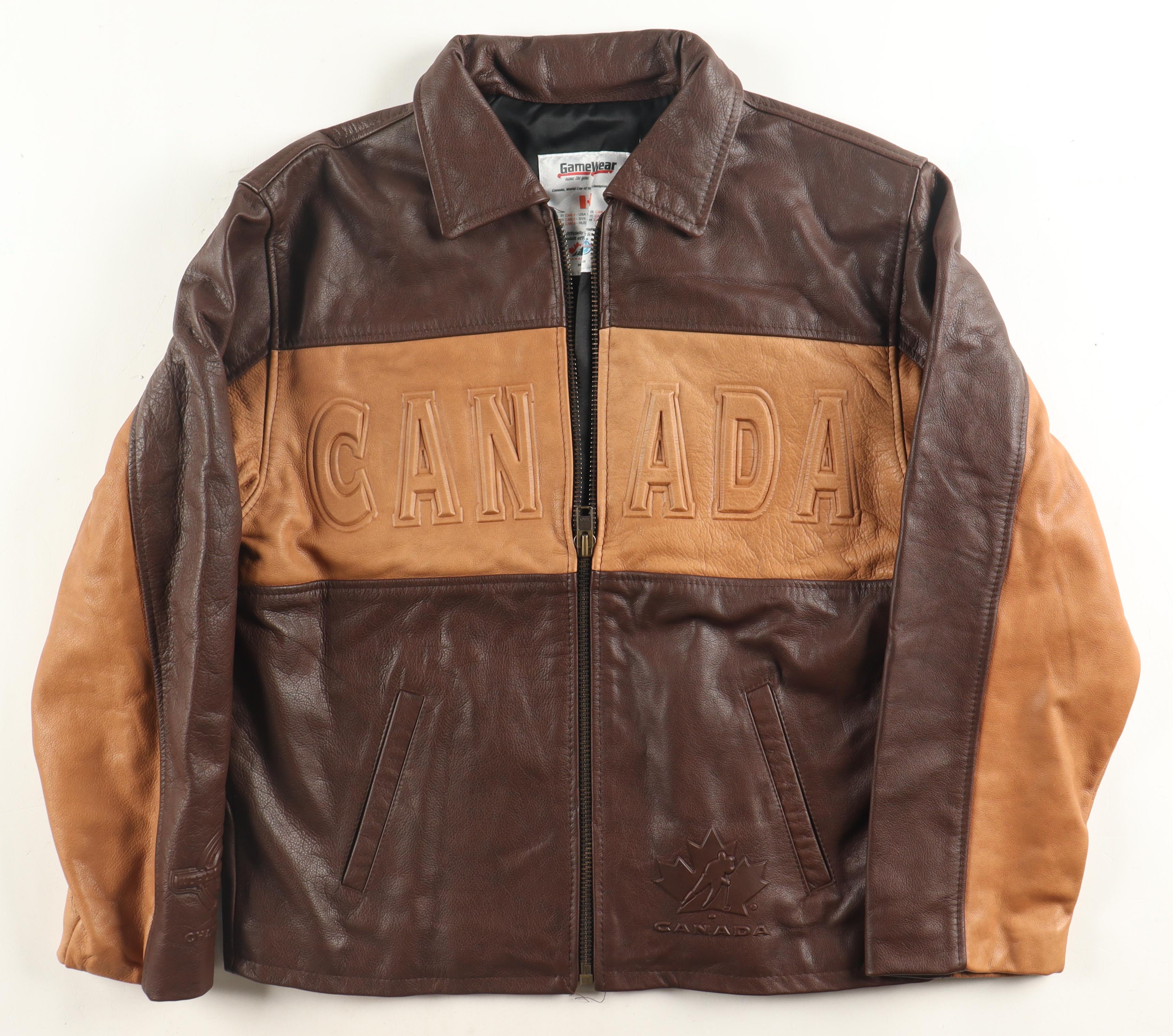 Wayne Gretzky Signed LE 2004 Team Canada World Cup Leather Jacket #4/9 with Full-Name Signature (UDA) at PristineAuction.com Wayne Gretzky Signed LE 2004 Team Canada World Cup Leather Jacket #4/9 with Full-Name Signature (UDA) at PristineAuction.com