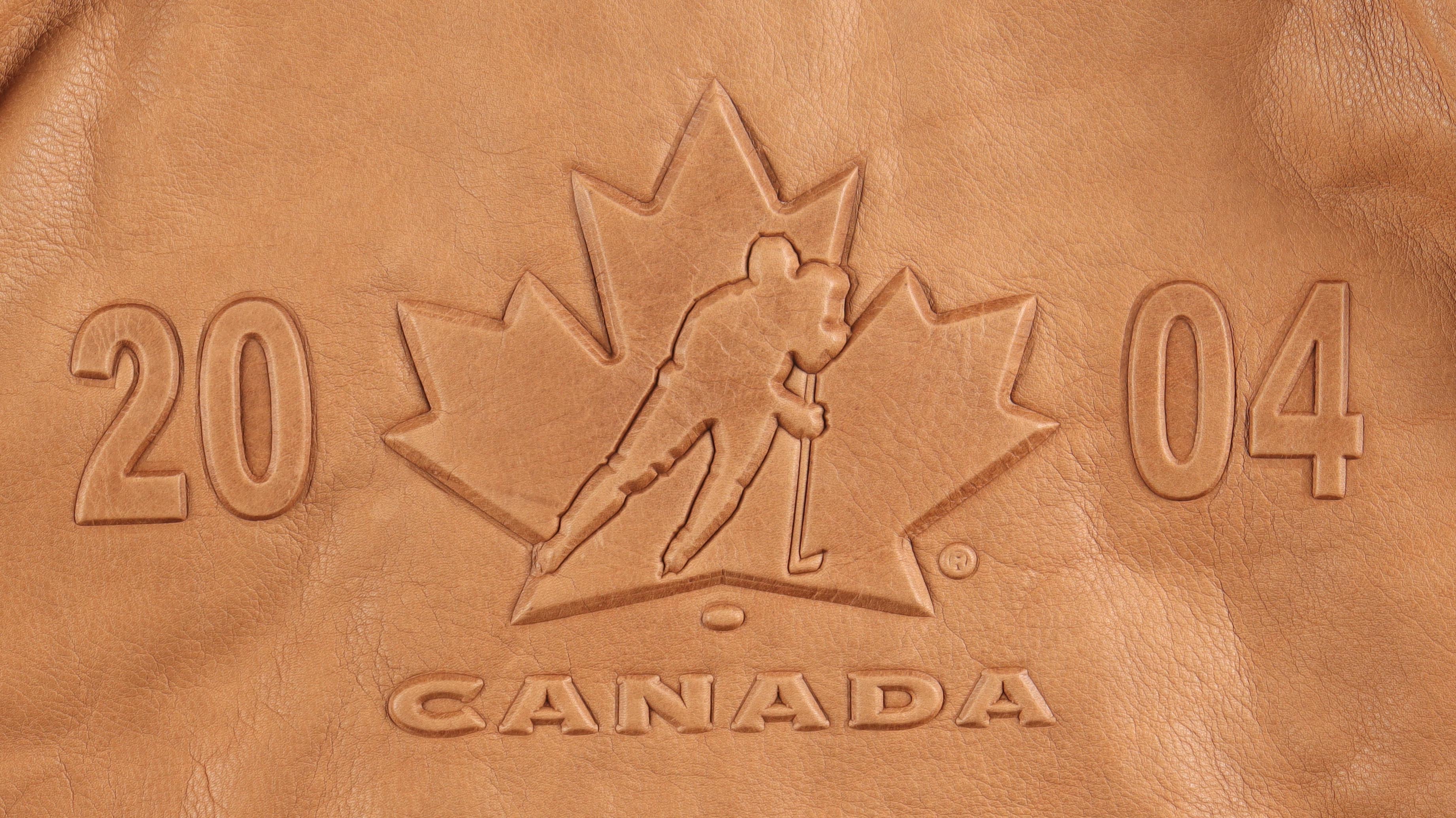 Wayne Gretzky Signed LE 2004 Team Canada World Cup Leather Jacket #4/9 with Full-Name Signature (UDA) at PristineAuction.com Wayne Gretzky Signed LE 2004 Team Canada World Cup Leather Jacket #4/9 with Full-Name Signature (UDA) at PristineAuction.com