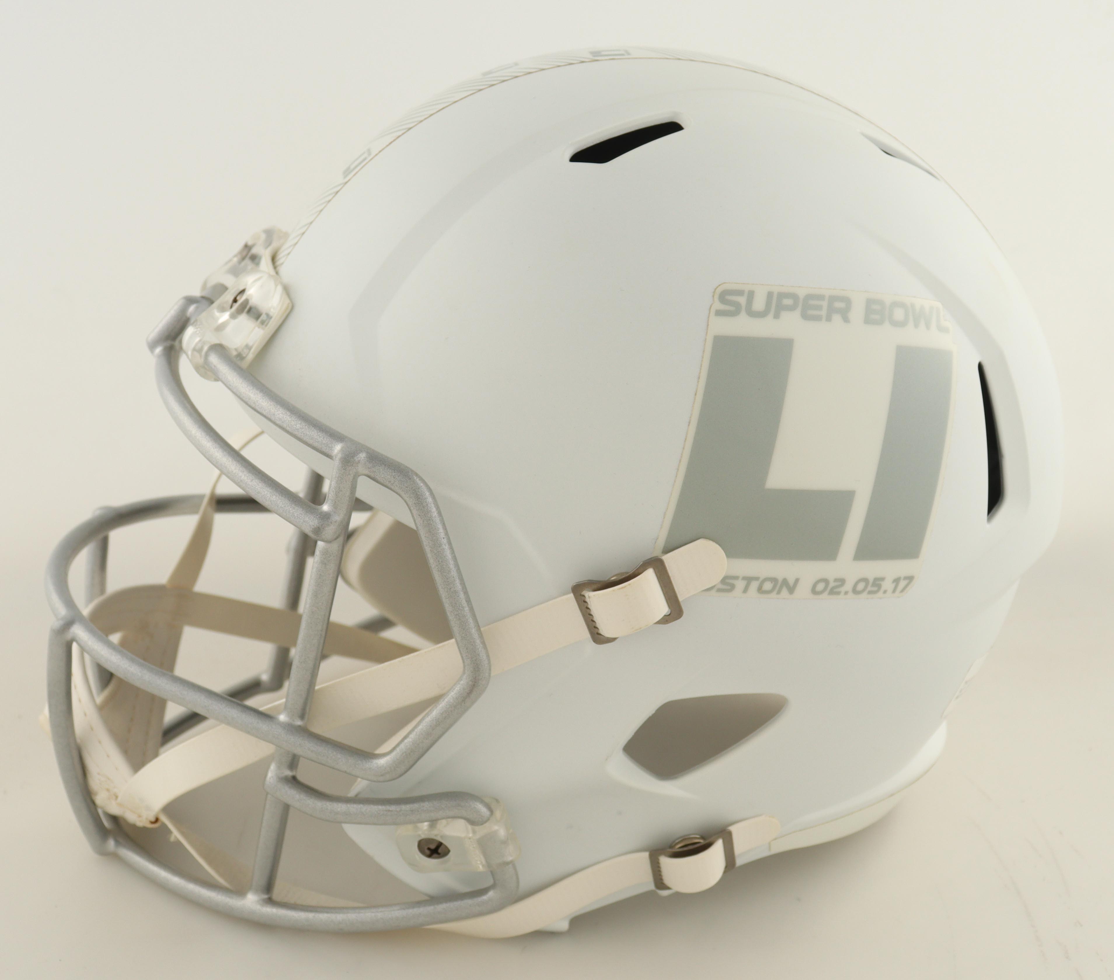 Tom Brady Signed LE Super Bowl LI Logo Full-Size Speed Helmet #1/12 (Steiner & GOAT) at PristineAuction.com Tom Brady Signed LE Super Bowl LI Logo Full-Size Speed Helmet #1/12 (Steiner & GOAT) at PristineAuction.com