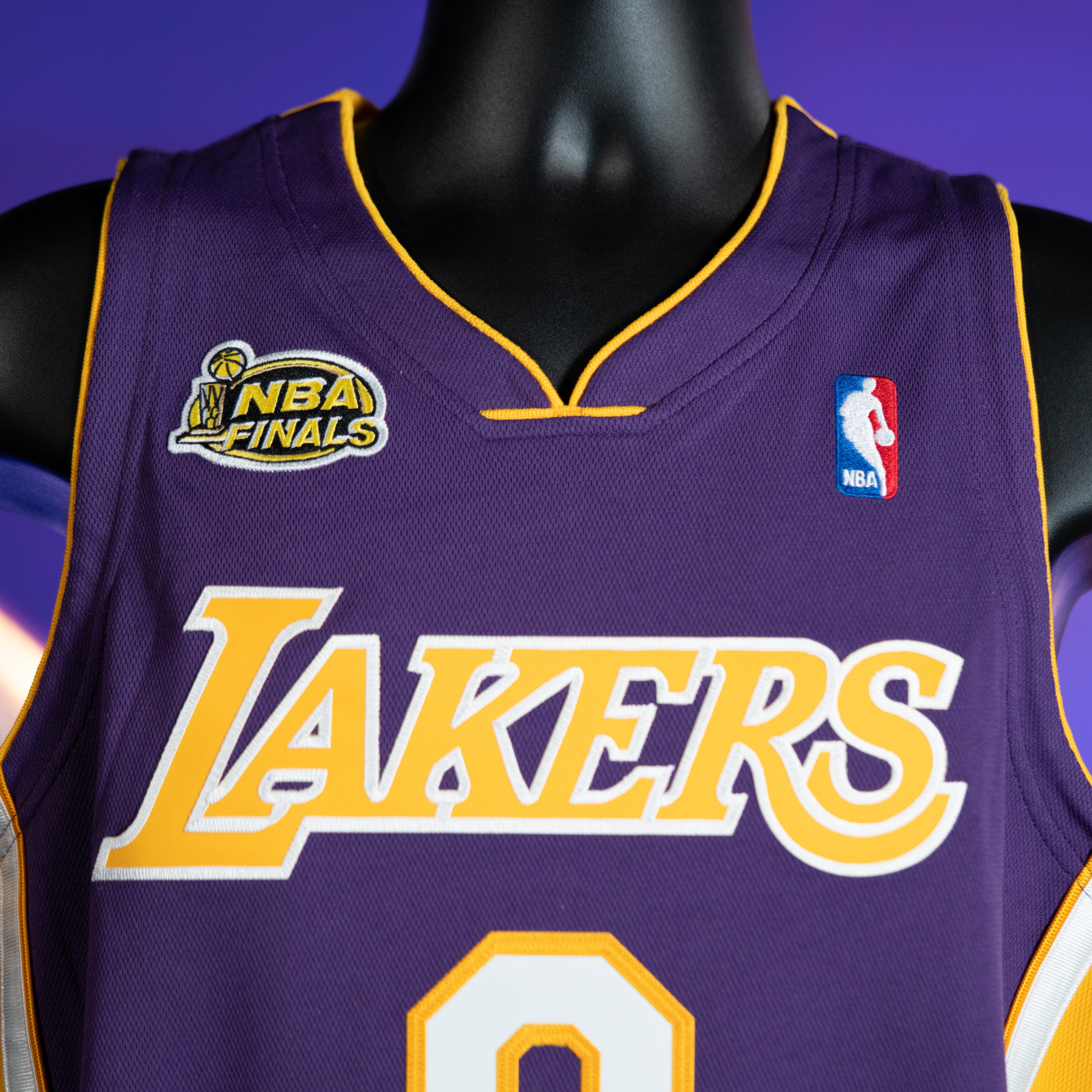 Kobe Bryant Signed LE 2000-01 Lakers Mitchell & Ness Jersey with NBA Finals Patch #7/8 (PSA & Beckett) at PristineAuction.com Kobe Bryant Signed LE 2000-01 Lakers Mitchell & Ness Jersey with NBA Finals Patch #7/8 (PSA & Beckett) at PristineAuction.com