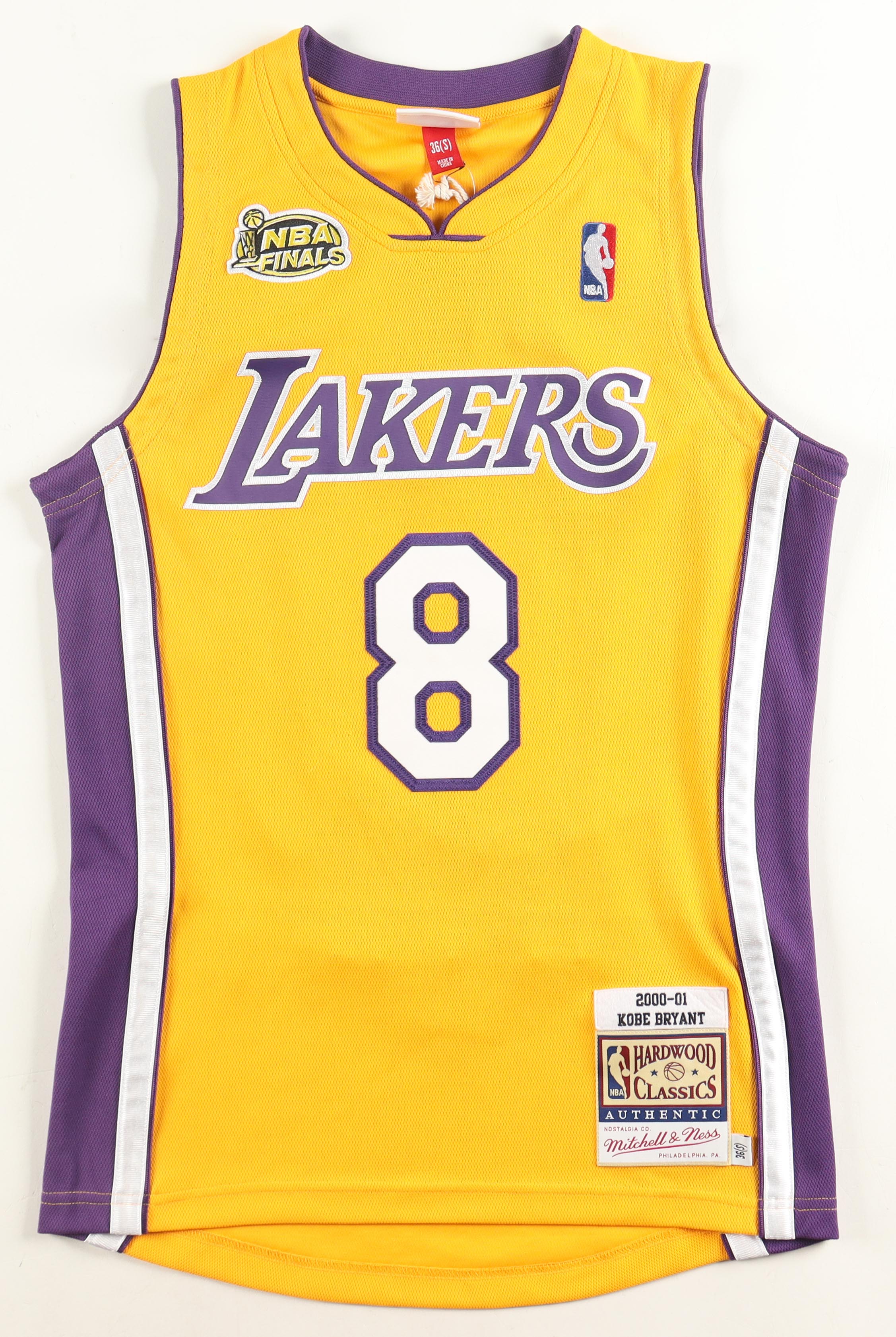 Kobe Bryant Signed LE 2000-01 Lakers Mitchell & Ness Jersey with NBA Finals Patch #4/8 (PSA & Beckett) at PristineAuction.com Kobe Bryant Signed LE 2000-01 Lakers Mitchell & Ness Jersey with NBA Finals Patch #4/8 (PSA & Beckett) at PristineAuction.com