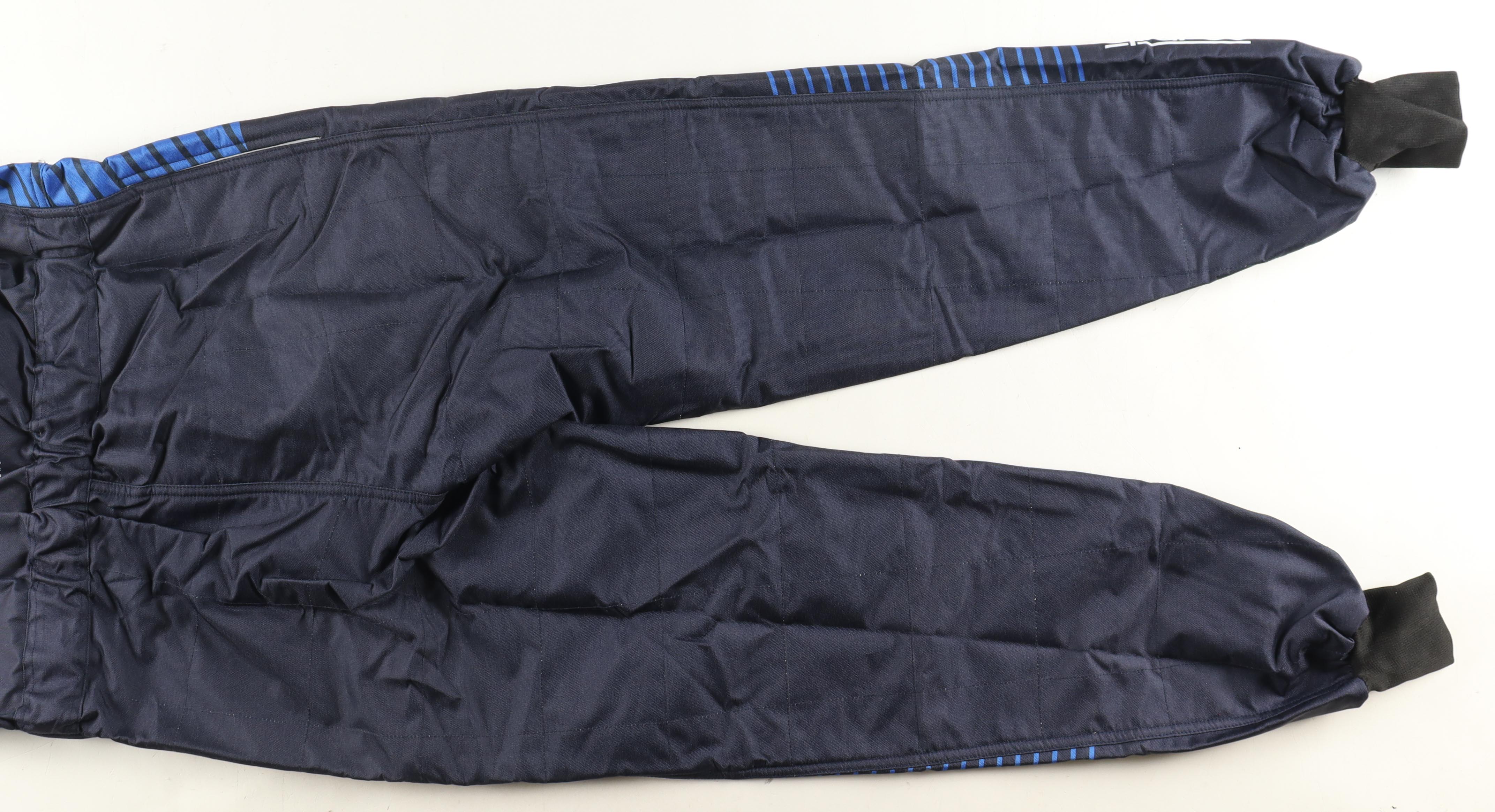 Max Verstappen Signed Red Bull Full-Size Racing Suit with Carrying Bag (PSA) at PristineAuction.com Max Verstappen Signed Red Bull Full-Size Racing Suit with Carrying Bag (PSA) at PristineAuction.com