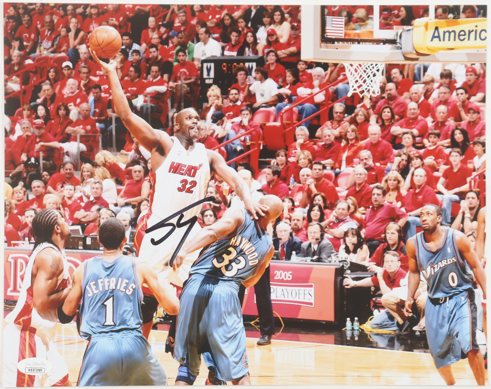 Shaquille O'Neal Signed Heat 11x14 Photo (JSA) at PristineAuction.com Shaquille O'Neal Signed Heat 11x14 Photo (JSA) at PristineAuction.com