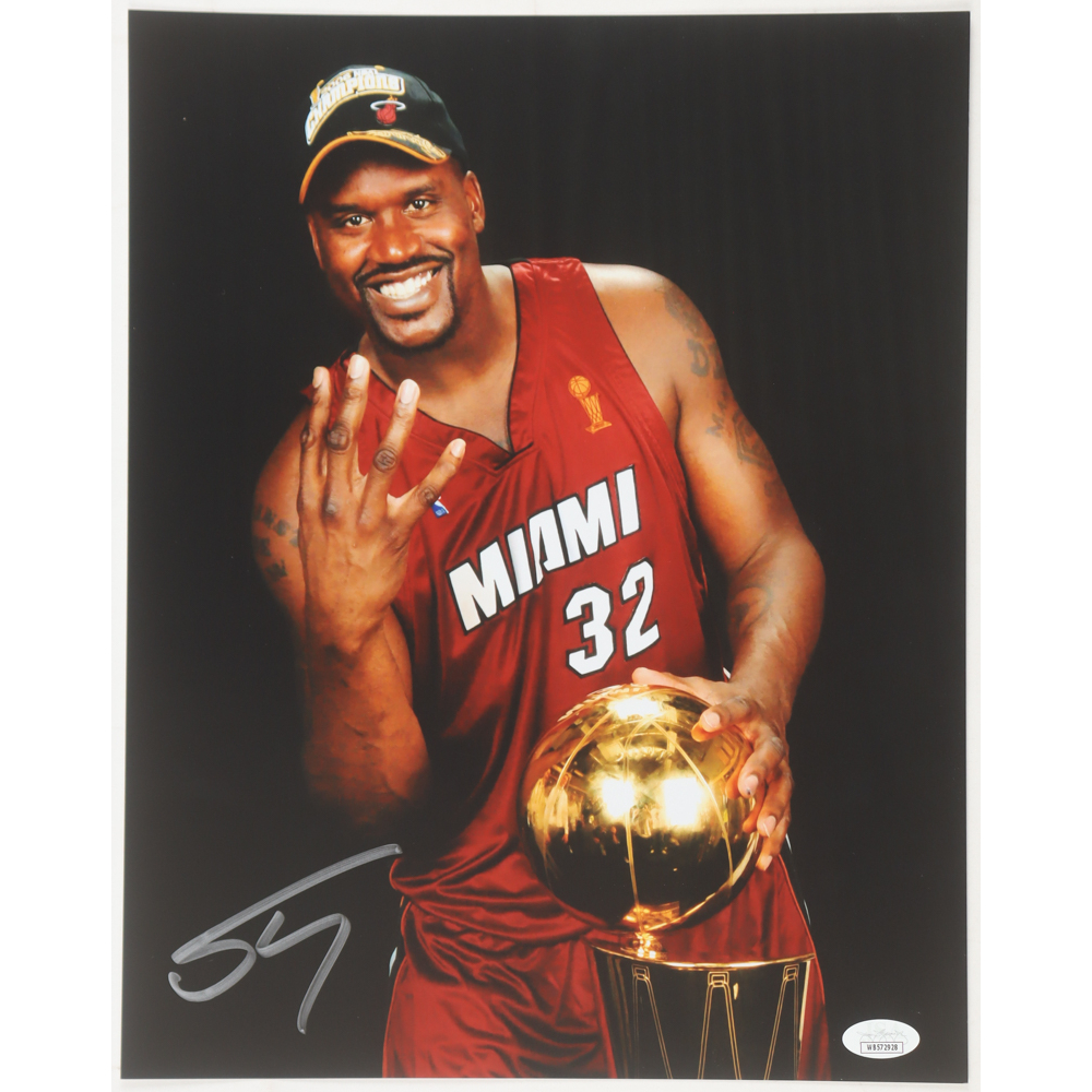 Shaquille O'Neal Signed Heat 11x14 Photo (JSA) at PristineAuction.com