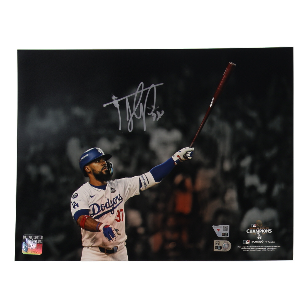 Teoscar Hernandez Signed Dodgers 11x14 Photo (MLB & Fanatics) at PristineAuction.com Teoscar Hernandez Signed Dodgers 11x14 Photo (MLB & Fanatics) at PristineAuction.com