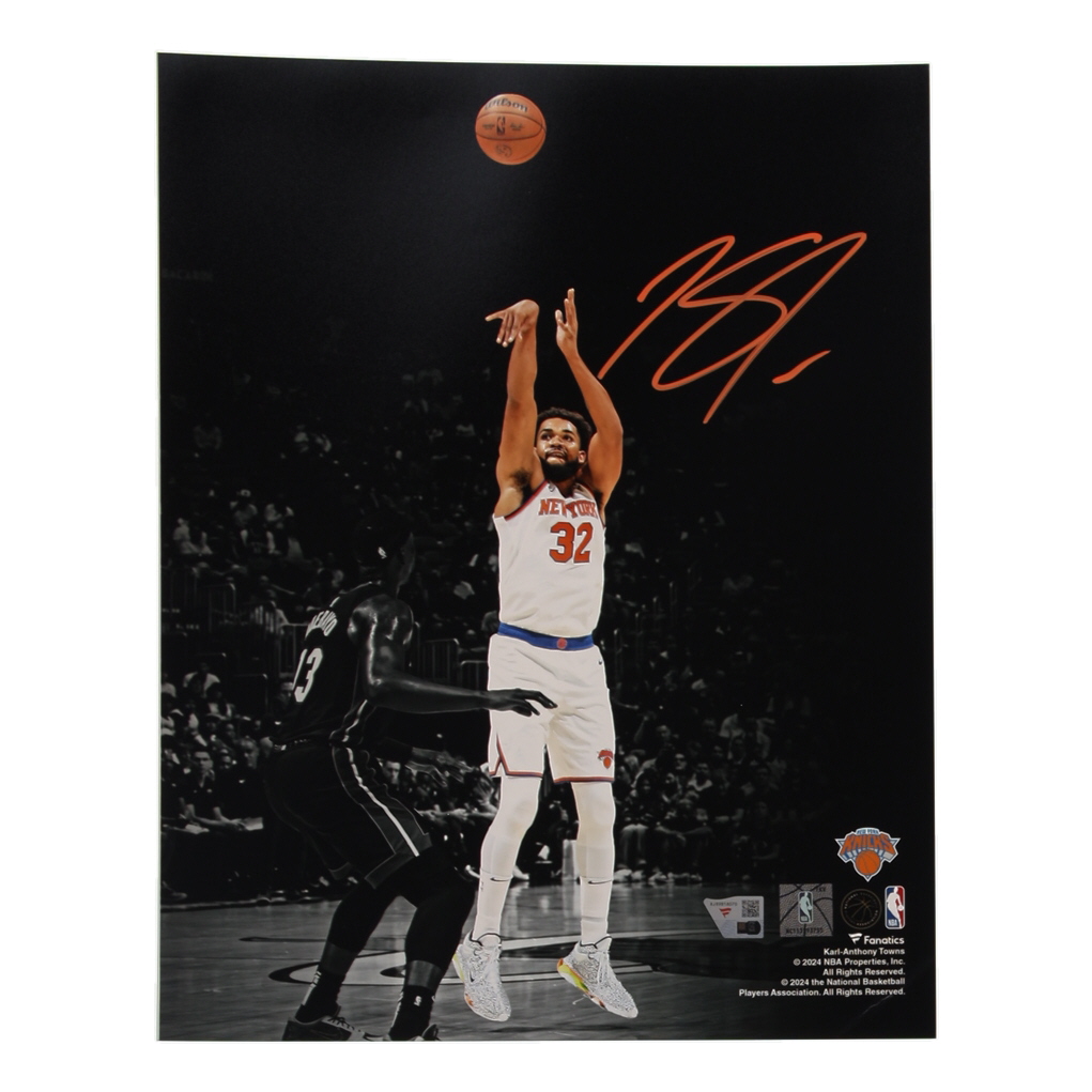 Karl Anthony-Towns Signed Knicks 11x14 Photo (Fanatics) at PristineAuction.com Karl Anthony-Towns Signed Knicks 11x14 Photo (Fanatics) at PristineAuction.com