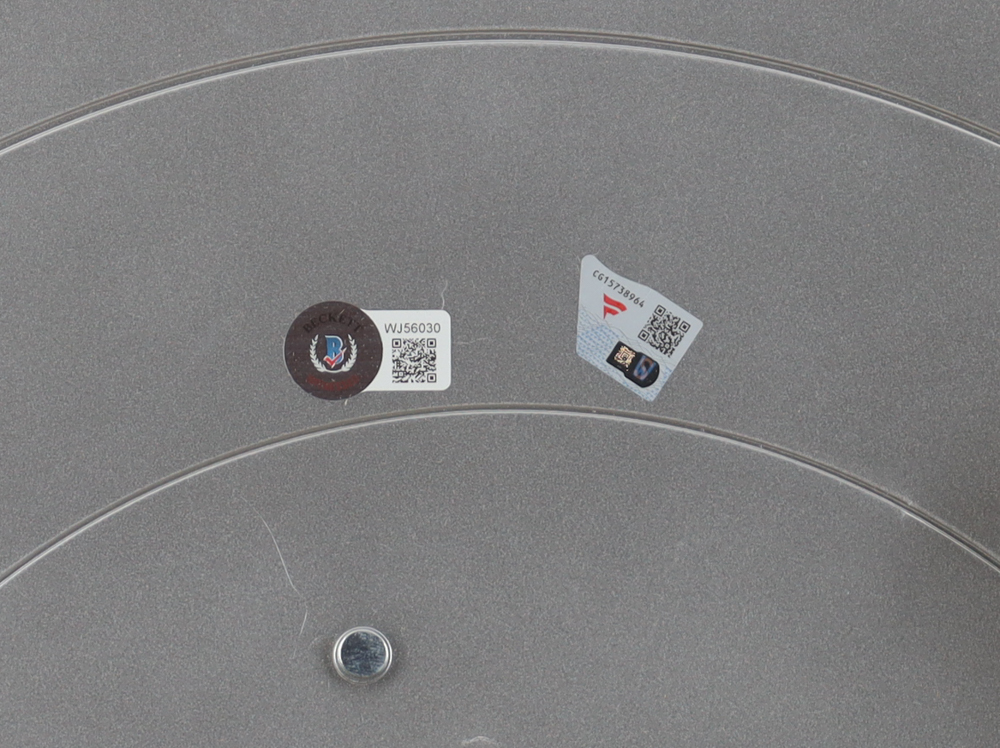 Chris Evans Signed "Captain America" Marvel Full-Size Shield (Beckett & Fanatics) at PristineAuction.com Chris Evans Signed "Captain America" Marvel Full-Size Shield (Beckett & Fanatics) at PristineAuction.com