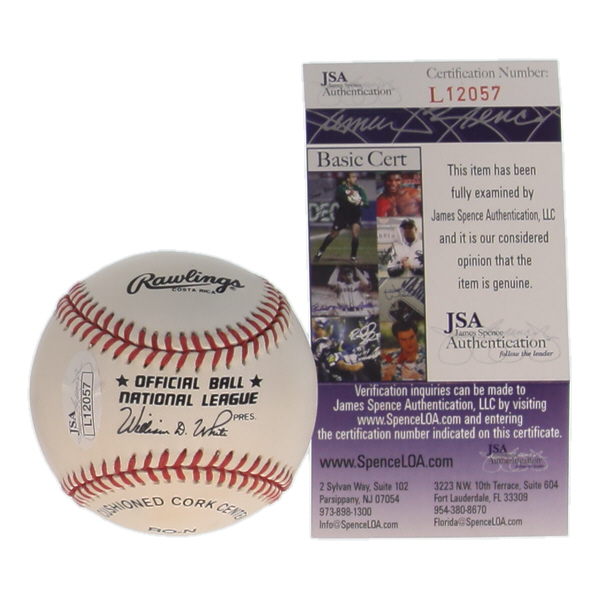 Gaylord Perry Signed ONL Baseball (JSA) at PristineAuction.com Gaylord Perry Signed ONL Baseball (JSA) at PristineAuction.com