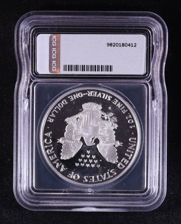 1989-S American Silver Eagle - 1oz Fine Silver Austin Hutto Signature Black Label LE #/249 (ICG PR70 DCAM) at PristineAuction.com 1989-S American Silver Eagle - 1oz Fine Silver Austin Hutto Signature Black Label LE #/249 (ICG PR70 DCAM) at PristineAuction.com