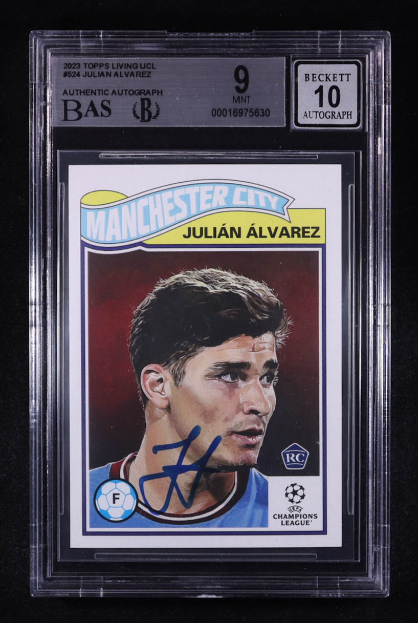 Julian Alvarez Signed 2023 Topps Living UEFA Club Competitions #524 RC (Beckett 9 | Auto Grade Beckett 10) at PristineAuction.com Julian Alvarez Signed 2023 Topps Living UEFA Club Competitions #524 RC (Beckett 9 | Auto Grade Beckett 10) at PristineAuction.com