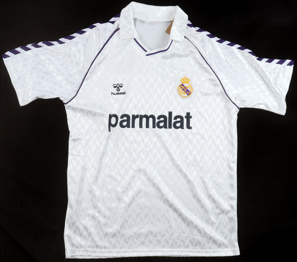 Hugo Sanchez Signed Real Madrid Hummel Authentic Jersey Inscribed "Sep/2025" (Beckett) at PristineAuction.com Hugo Sanchez Signed Real Madrid Hummel Authentic Jersey Inscribed "Sep/2025" (Beckett) at PristineAuction.com
