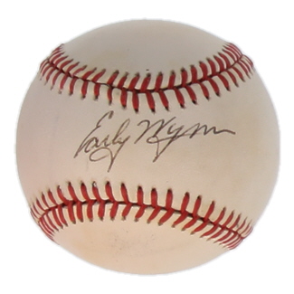 Early Wynn Signed OAL Baseball (JSA) at PristineAuction.com Early Wynn Signed OAL Baseball (JSA) at PristineAuction.com