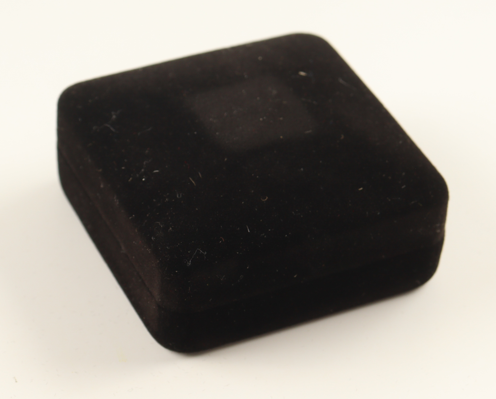 Dan Marino LE The Highland Mint Career Retirement Solid Bronze Coin With Display Case at PristineAuction.com Dan Marino LE The Highland Mint Career Retirement Solid Bronze Coin With Display Case at PristineAuction.com