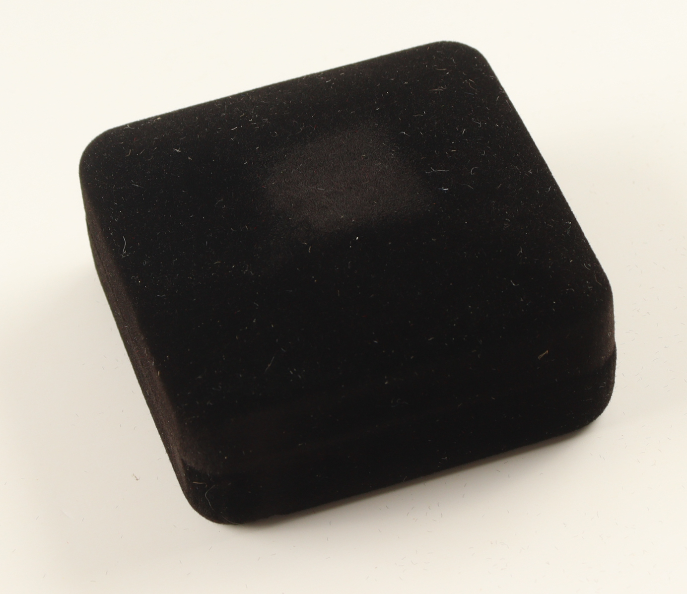 Dan Marino LE The Highland Mint Career Retirement Solid Bronze Coin With Display Case at PristineAuction.com Dan Marino LE The Highland Mint Career Retirement Solid Bronze Coin With Display Case at PristineAuction.com