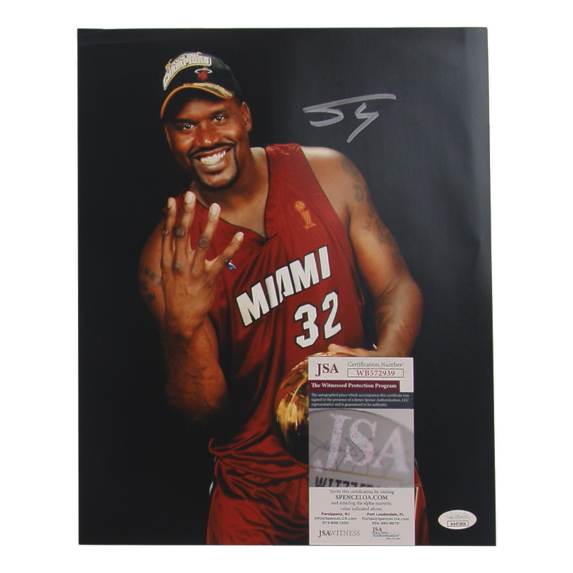 Shaquille O'Neal Signed Lakers 11x14 Photo (JSA) at PristineAuction.com Shaquille O'Neal Signed Lakers 11x14 Photo (JSA) at PristineAuction.com