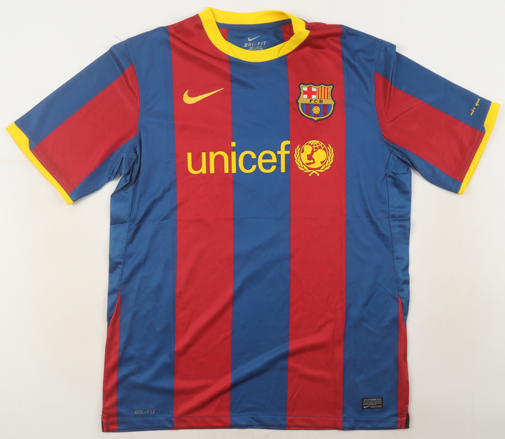 David Villa Signed FC Barcelona Nike Authentic Jersey (Beckett) at PristineAuction.com David Villa Signed FC Barcelona Nike Authentic Jersey (Beckett) at PristineAuction.com