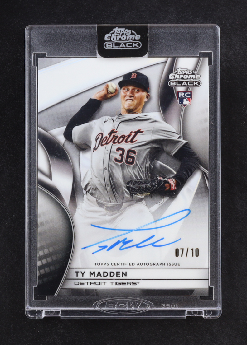 Ty Madden 2025 Topps Chrome Black Autographs #CBATM RC #07/10 at PristineAuction.com Ty Madden 2025 Topps Chrome Black Autographs #CBATM RC #07/10 at PristineAuction.com