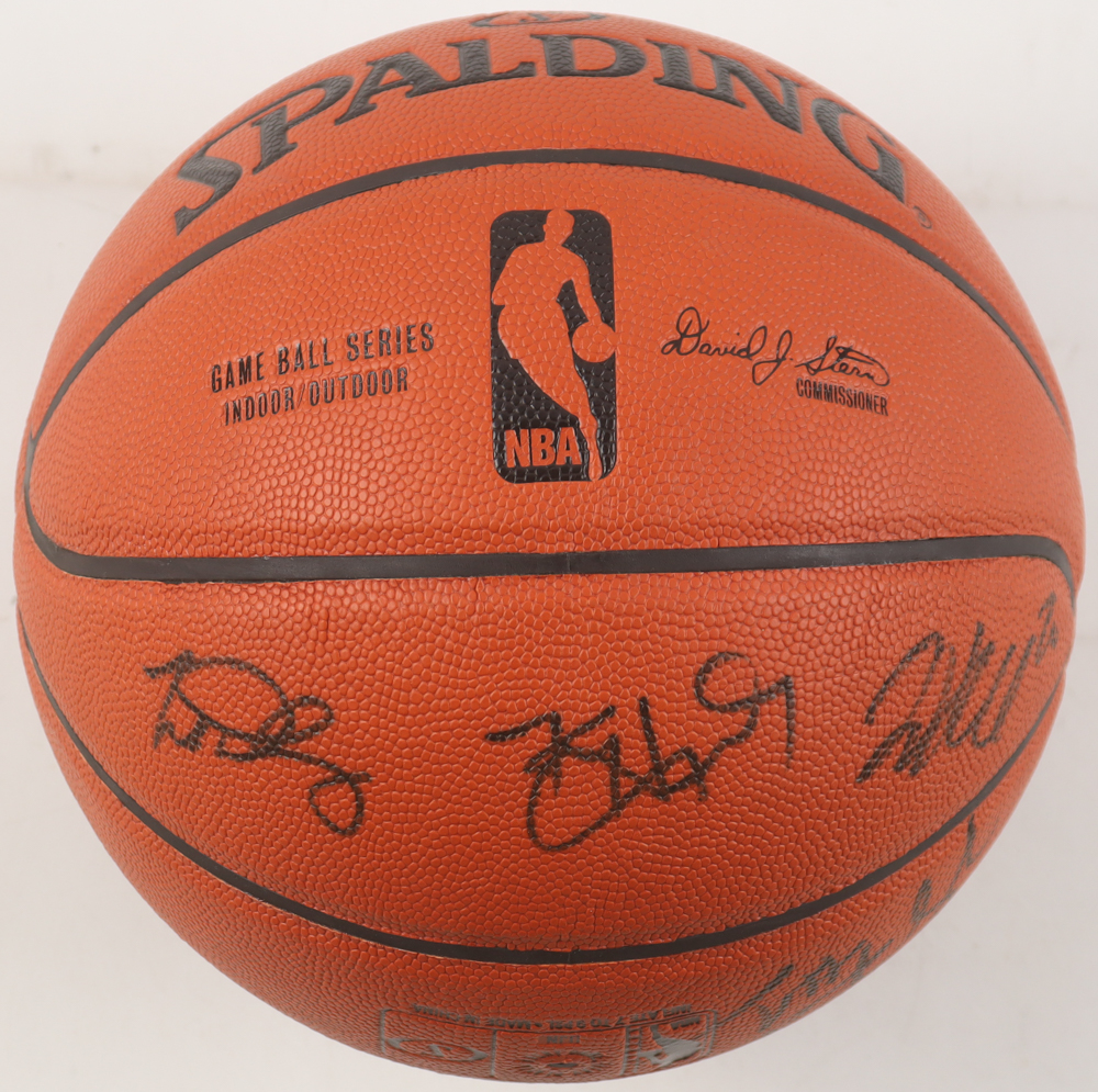 2014-16 Chicago Bulls Basketball Team-Signed by (9) with Jimmy Butler, Pau Gasol, Derrick Rose, Joakim Noah (JSA) at PristineAuction.com 2014-16 Chicago Bulls Basketball Team-Signed by (9) with Jimmy Butler, Pau Gasol, Derrick Rose, Joakim Noah (JSA) at PristineAuction.com