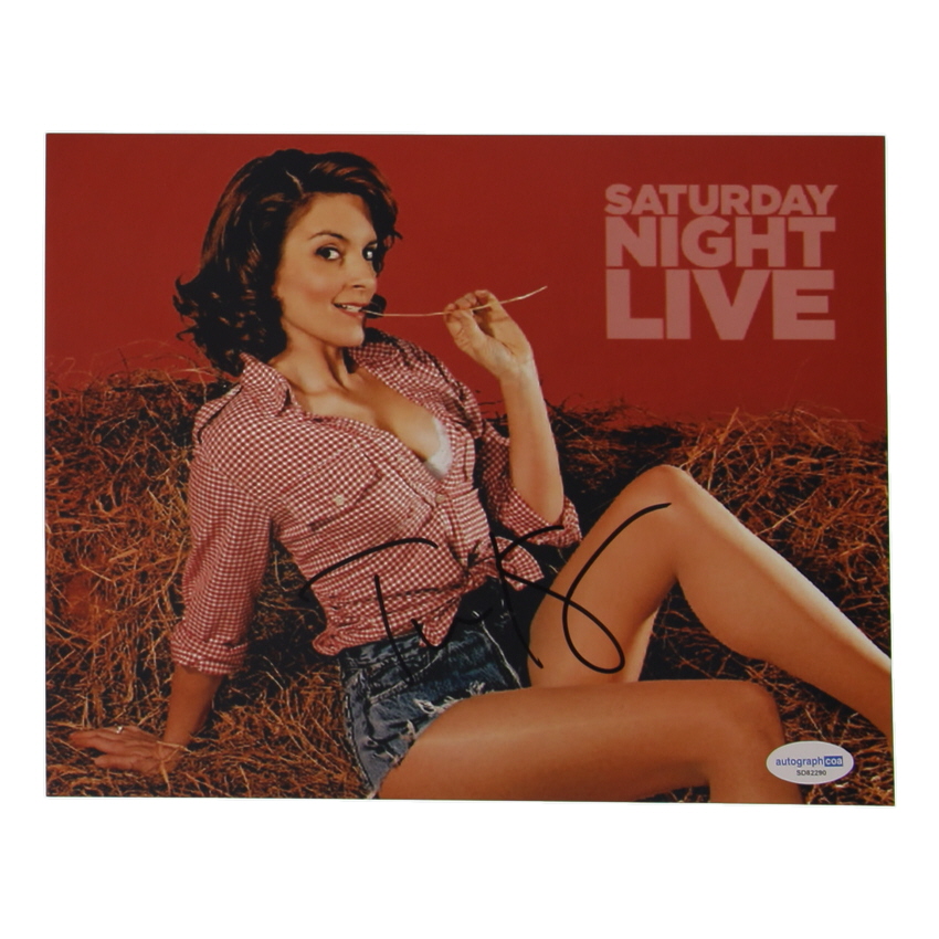 Tina Fey Signed "Saturday Night Live" 8x10 Photo (AutographCOA) at PristineAuction.com Tina Fey Signed "Saturday Night Live" 8x10 Photo (AutographCOA) at PristineAuction.com