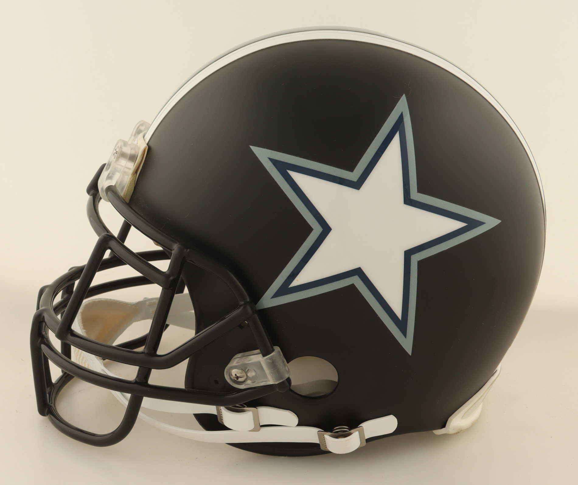 Jason Witten Signed Cowboys Full-Size Authentic On-Field Helmet (JSA) at PristineAuction.com Jason Witten Signed Cowboys Full-Size Authentic On-Field Helmet (JSA) at PristineAuction.com