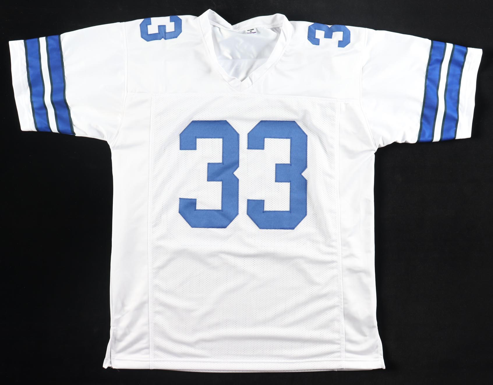 Javonte Williams Signed Jersey (Beckett) at PristineAuction.com Javonte Williams Signed Jersey (Beckett) at PristineAuction.com