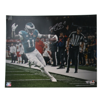 A. J. Brown Signed Eagles 16x20 Photo (Fanatics) at PristineAuction.com