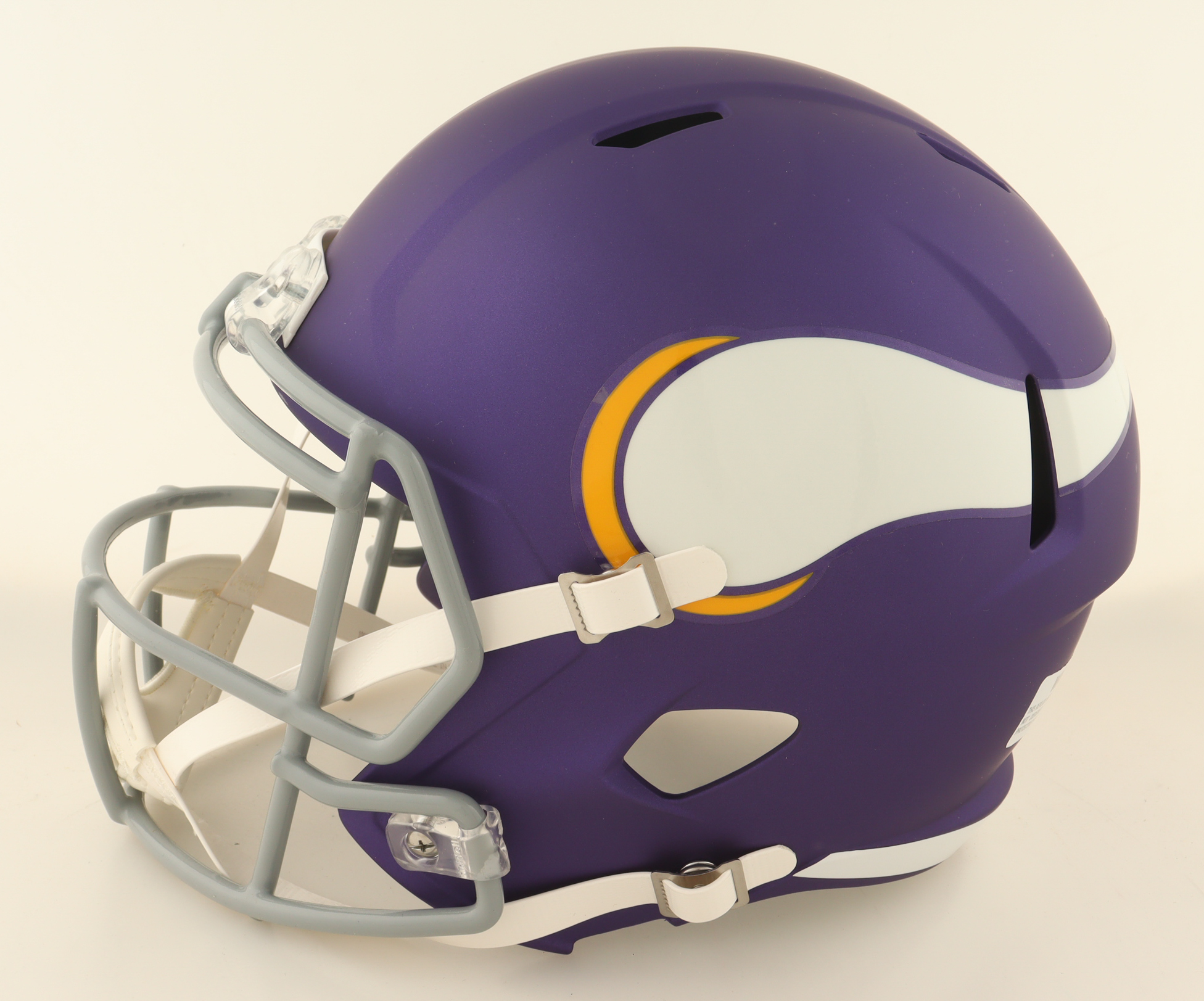 Adrian Peterson Signed Vikings Full-Size Speed Helmet (Beckett) at PristineAuction.com Adrian Peterson Signed Vikings Full-Size Speed Helmet (Beckett) at PristineAuction.com