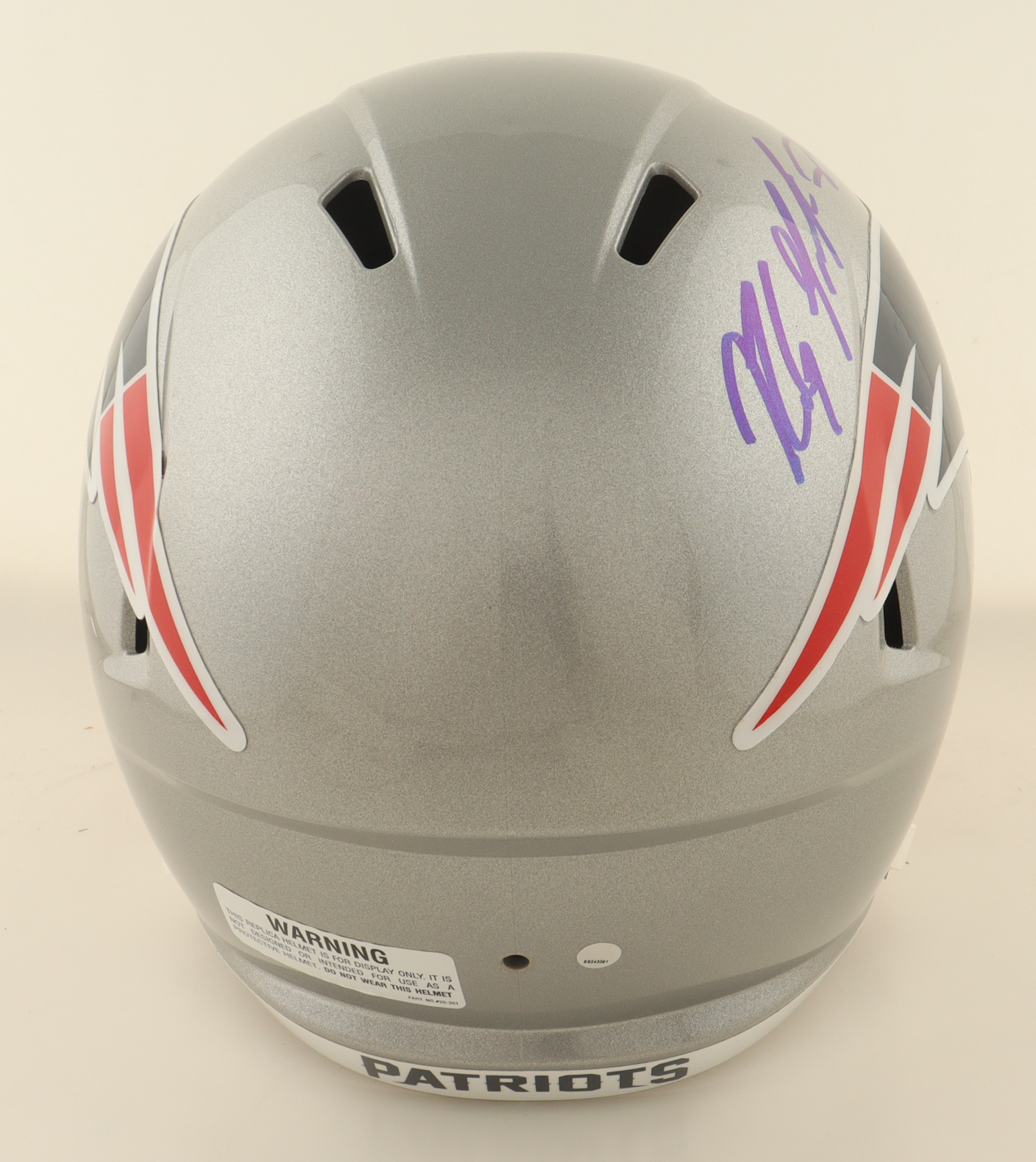Rob Gronkowski Signed Patriots Full-Size Speed Helmet (Steiner) at PristineAuction.com Rob Gronkowski Signed Patriots Full-Size Speed Helmet (Steiner) at PristineAuction.com