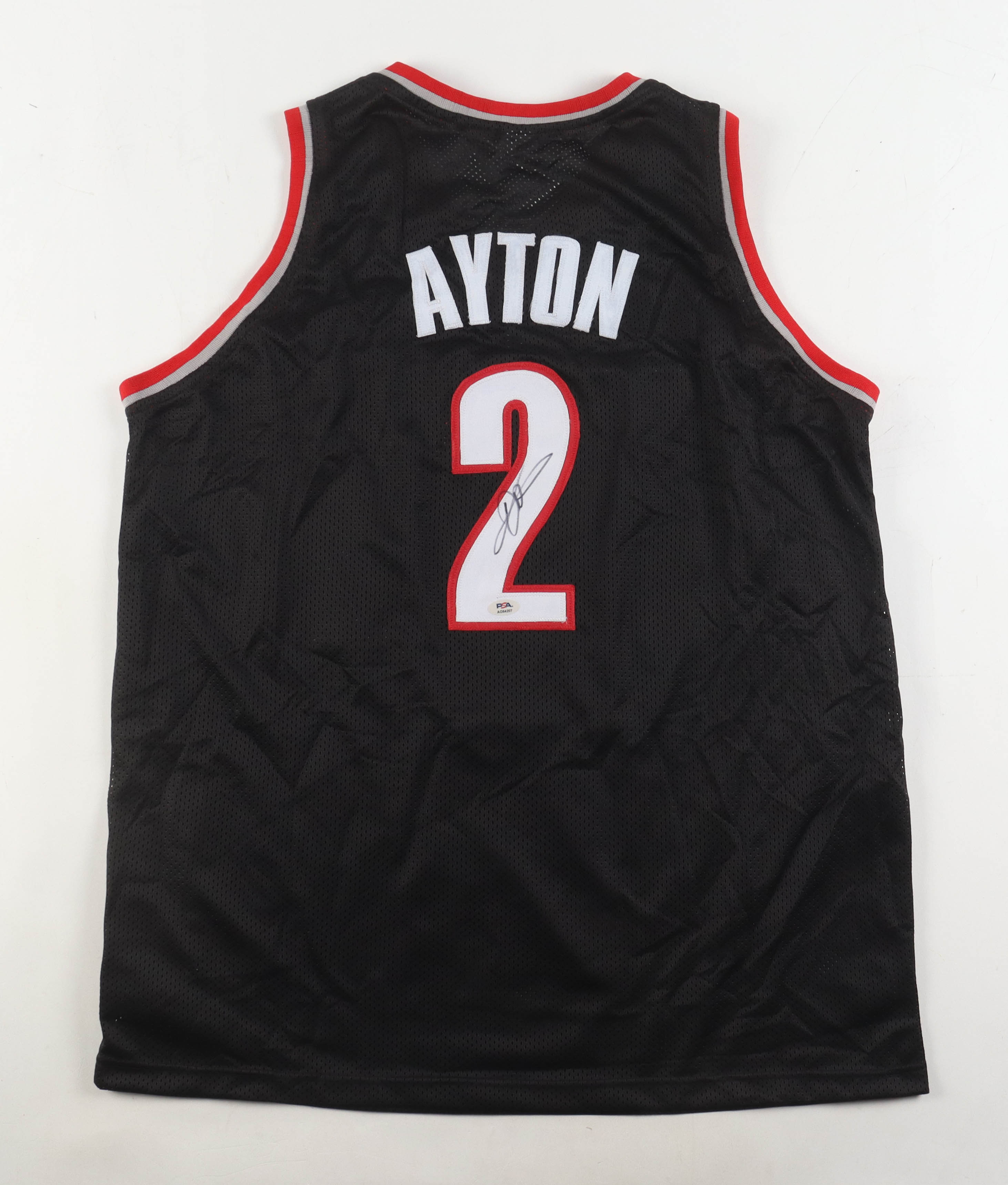 Deandre Ayton Signed Jersey (PSA) at PristineAuction.com Deandre Ayton Signed Jersey (PSA) at PristineAuction.com
