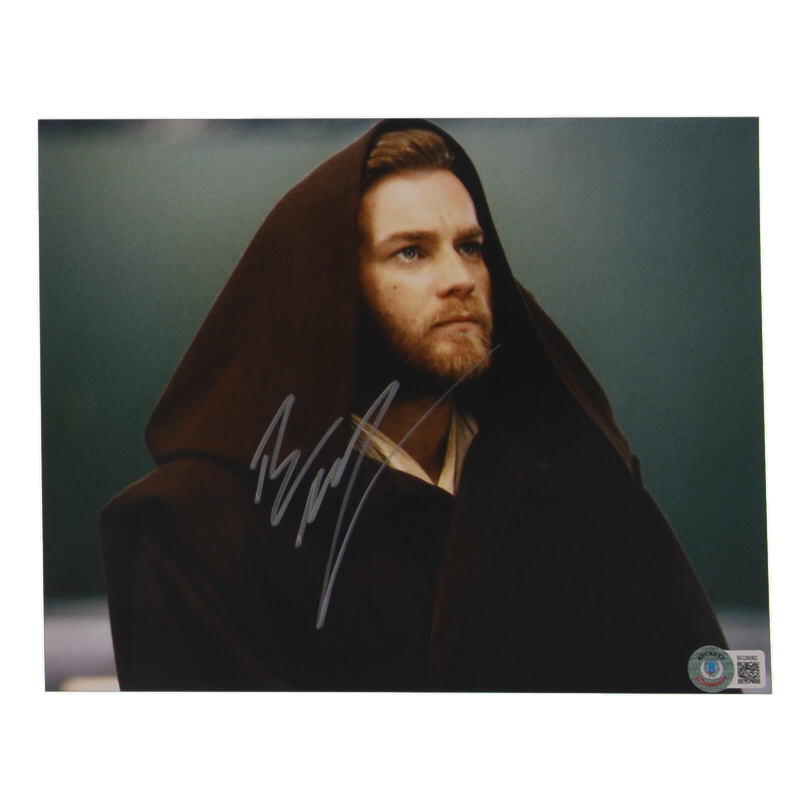 Ewan McGregor Signed "STAR WARS: Episode II-Attack of the Clones" 8x10 Photo (Beckett) at PristineAuction.com Ewan McGregor Signed "STAR WARS: Episode II-Attack of the Clones" 8x10 Photo (Beckett) at PristineAuction.com