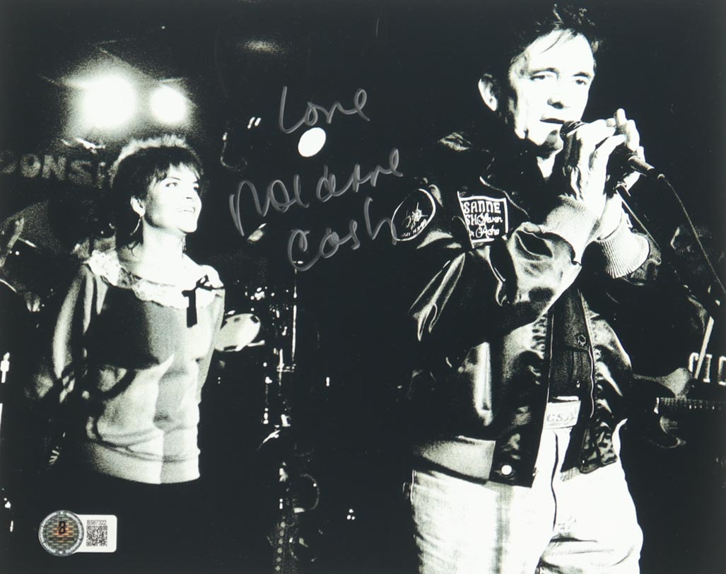 Rosanne Cash Signed 8x10 Photo Inscribed "Love" (Beckett) at PristineAuction.com Rosanne Cash Signed 8x10 Photo Inscribed "Love" (Beckett) at PristineAuction.com