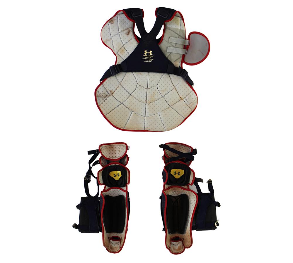 Evan Gattis Signed Braves Game-Used Under Armour Catchers Gear Inscribed "El Oso Blanco" & "2014 Game Used" (Radtke) at PristineAuction.com Evan Gattis Signed Braves Game-Used Under Armour Catchers Gear Inscribed "El Oso Blanco" & "2014 Game Used" (Radtke) at PristineAuction.com