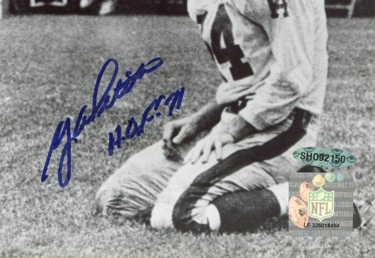 Y.A. Tittle Signed Giants 8x10 Photo Inscribed "HOF 71" (UDA) at PristineAuction.com Y.A. Tittle Signed Giants 8x10 Photo Inscribed "HOF 71" (UDA) at PristineAuction.com