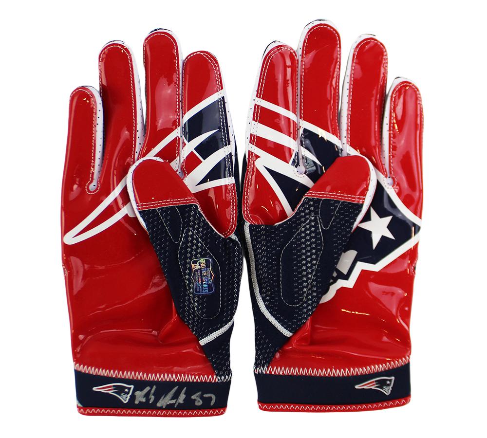 Rob Gronkowski Signed Patriots Nike Gloves (Radtke) at PristineAuction.com Rob Gronkowski Signed Patriots Nike Gloves (Radtke) at PristineAuction.com