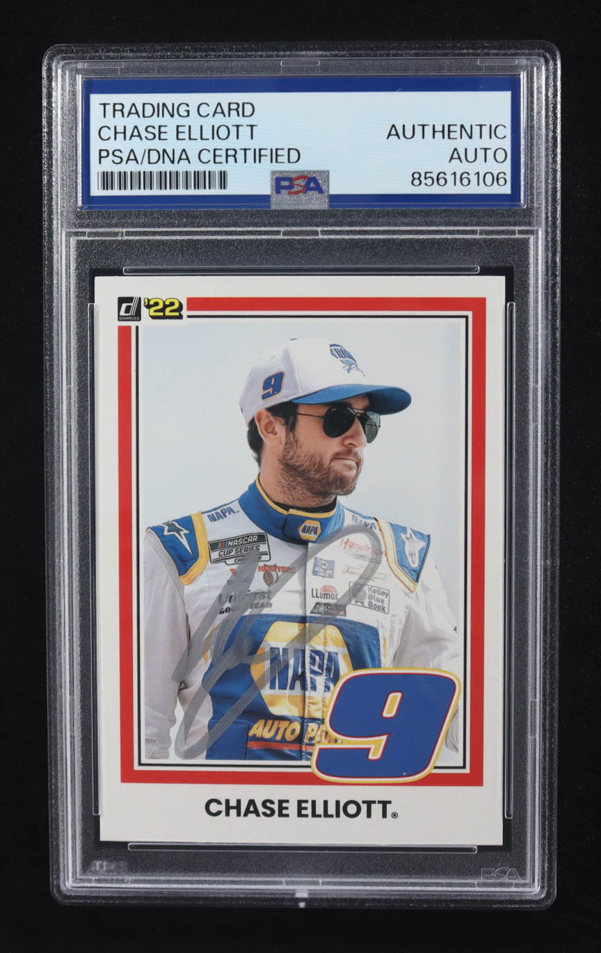 Chase Elliot Signed 2022 Panini Donruss Racing #191 (PSA) at PristineAuction.com Chase Elliot Signed 2022 Panini Donruss Racing #191 (PSA) at PristineAuction.com