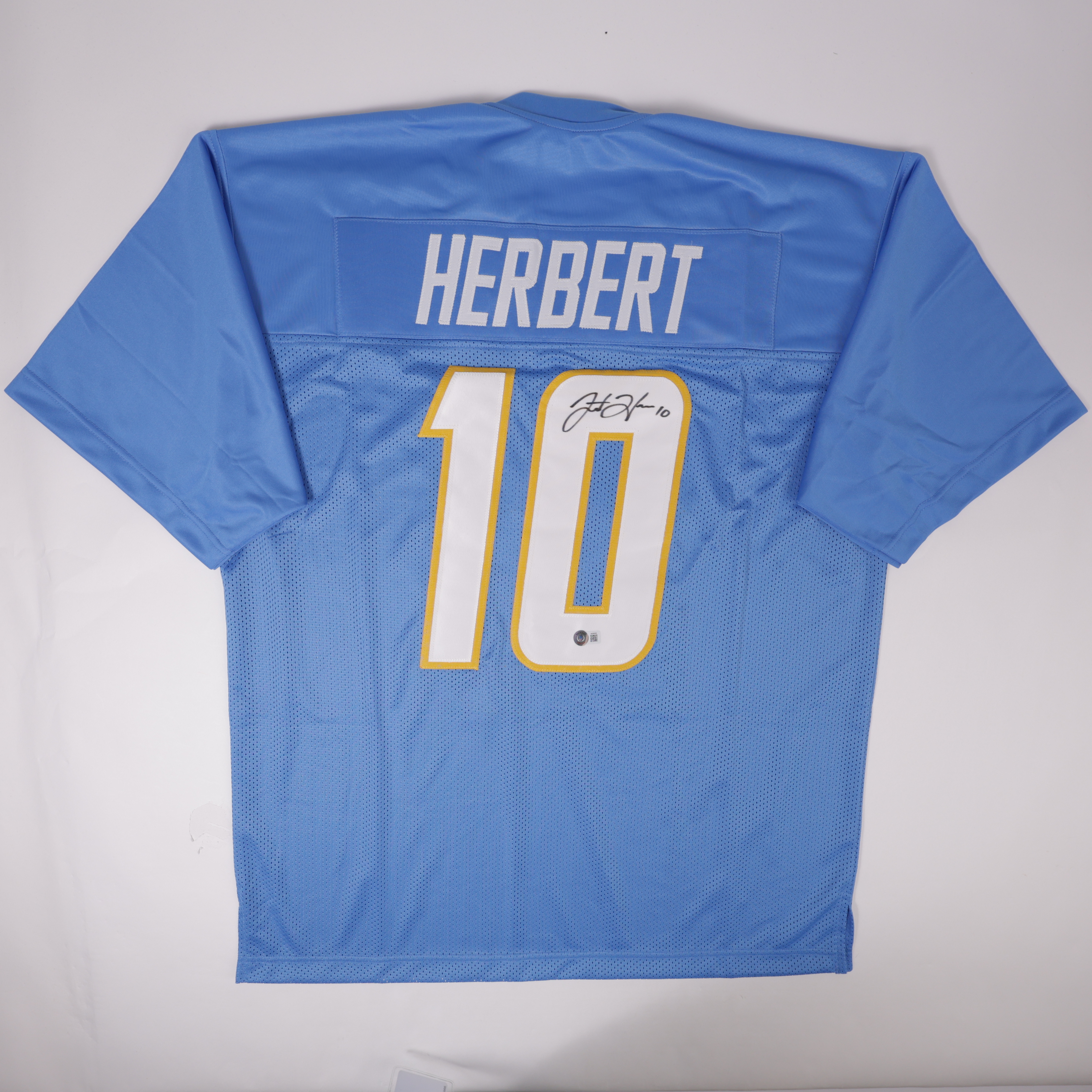 Scortchin' Hot Heroes - NFL Jersey Edition Mystery Box at PristineAuction.com Scortchin' Hot Heroes - NFL Jersey Edition Mystery Box at PristineAuction.com