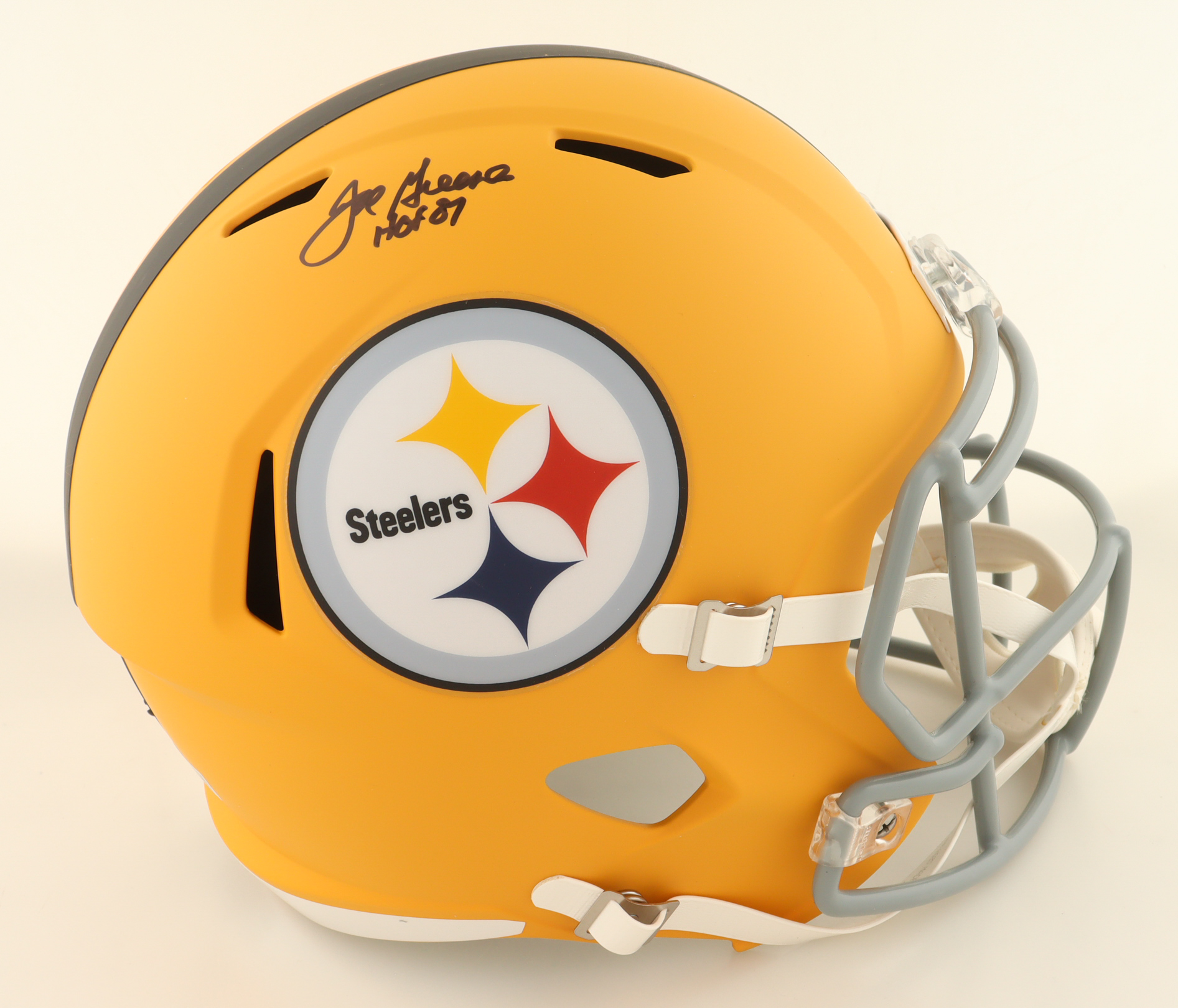 Joe Greene Signed Steelers Full-Size Speed Helmet Inscribed "HOF 87" (Beckett) at PristineAuction.com Joe Greene Signed Steelers Full-Size Speed Helmet Inscribed "HOF 87" (Beckett) at PristineAuction.com