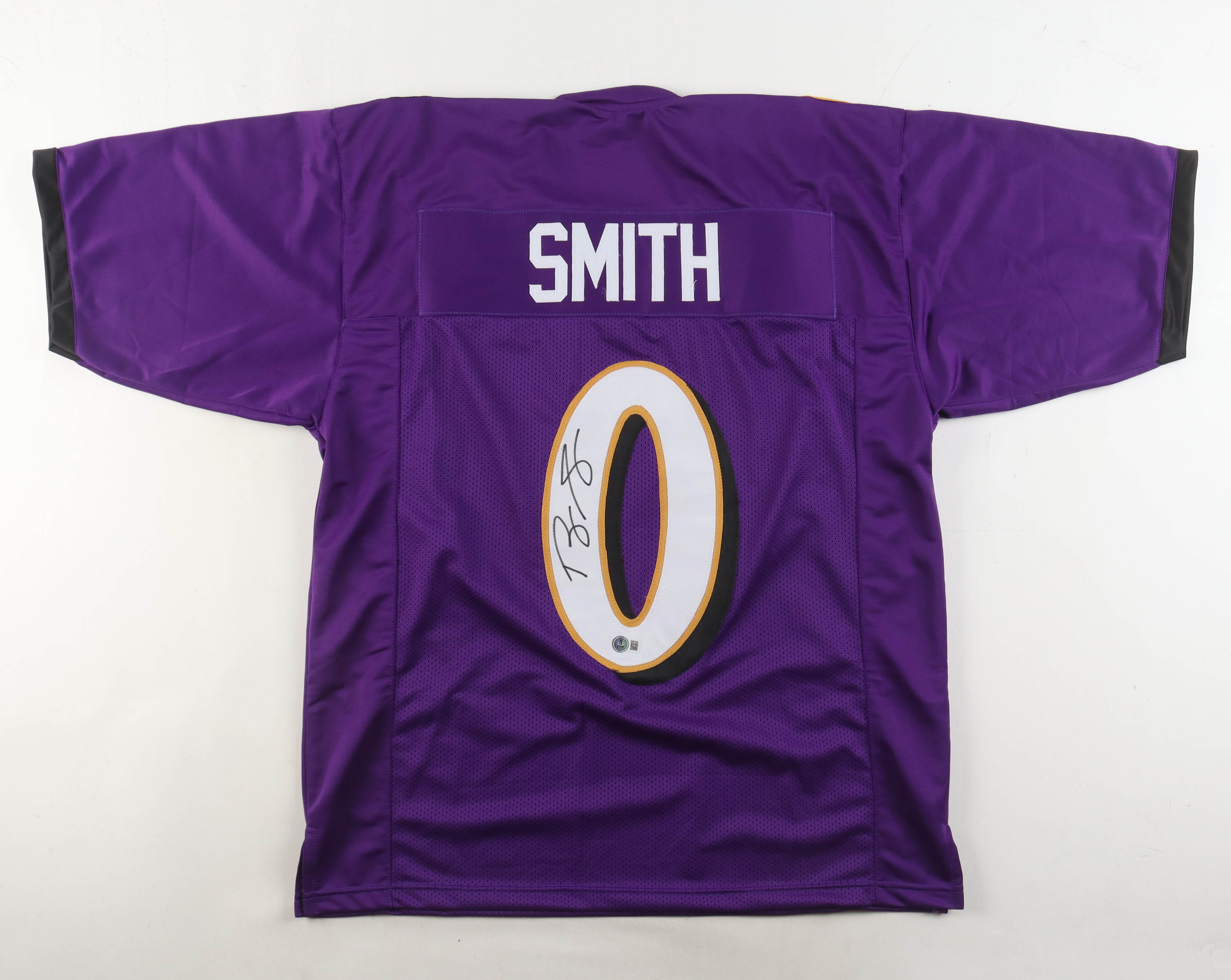 Roquan Smith Signed Jersey (Beckett) at PristineAuction.com Roquan Smith Signed Jersey (Beckett) at PristineAuction.com