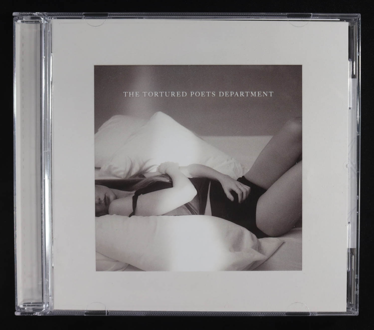 Taylor Swift Signed "The Tortured Poets Department" CD Insert (JSA) at PristineAuction.com Taylor Swift Signed "The Tortured Poets Department" CD Insert (JSA) at PristineAuction.com